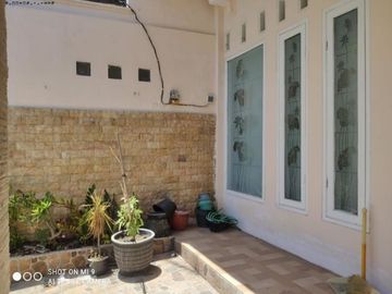 Rumah Mojoklangru Lor Hadap utara xysai