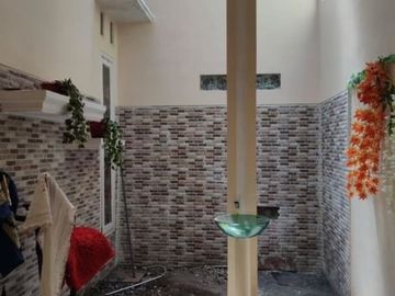Rumah Mojoklangru Lor Hadap utara xysai