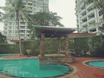 Dijual cepat apartemen view golf lippo karawaci