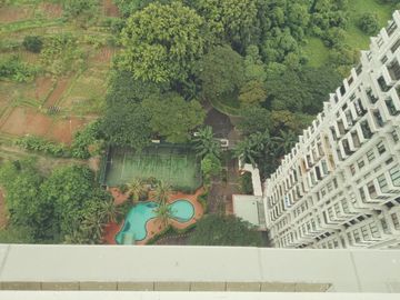 Dijual cepat apartemen view golf lippo karawaci