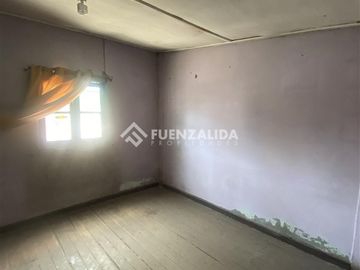 Casa en venta de 4 dorm. en La Cisterna