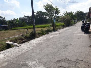 Tanah Yogyakarta Luasan 160 m2 Bisa KPT 300 meter ke Jln LPMP Kalasan