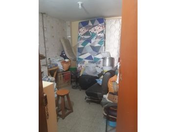 VENDO CASA 3 PISOS C/TERRAZA Y COCHERA EN VALLECITO ALTO - VMT