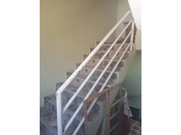 VENDO CASA 3 PISOS C/TERRAZA Y COCHERA EN VALLECITO ALTO - VMT