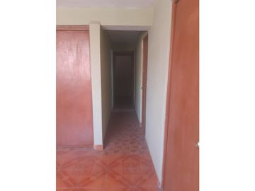 VENDO CASA 3 PISOS C/TERRAZA Y COCHERA EN VALLECITO ALTO - VMT