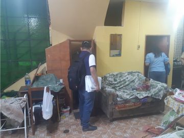 VENDO CASA 3 PISOS C/TERRAZA Y COCHERA EN VALLECITO ALTO - VMT