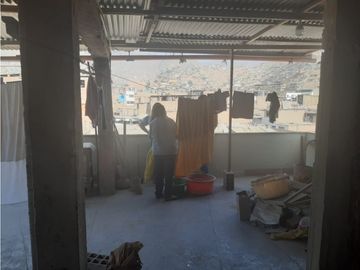 VENDO CASA 3 PISOS C/TERRAZA Y COCHERA EN VALLECITO ALTO - VMT