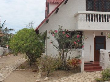 Se Vende Terreno para Desarrollar Frente al Mar en Playas