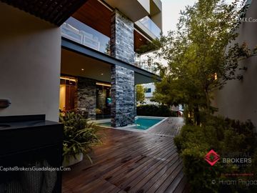 Casa de lujo amueblada  y equipada Alcazar, con alberca zona Andares