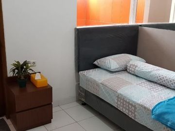 Jual Guest House Baru Mewah Pejompongan BenHil ditengah Pusat Kota.