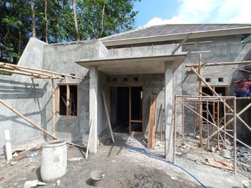 RUMAH BARU TIPE BESAR 400 JUTAAN DEKAT UMY JOGJA