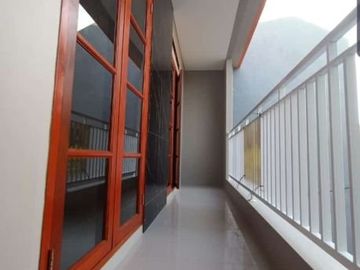 Dijual Rumah Baru 2 Lantai diJagakarsa Jak Sel SHM 1,4 Milyar Nego