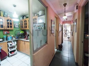 VENTA CASA PARA INVERSION - METRO ÑUBLE