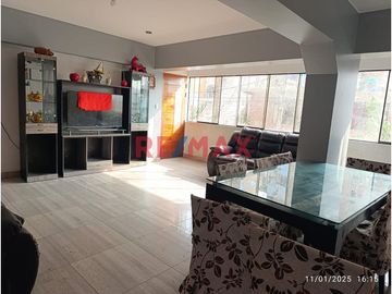 Venta de Casa en Cangallo SJL - Excelente Ubicación

 Hermosa casa en venta de 119.80 m² con todo lo que necesitas para vivir cómodamente. Ubicada a