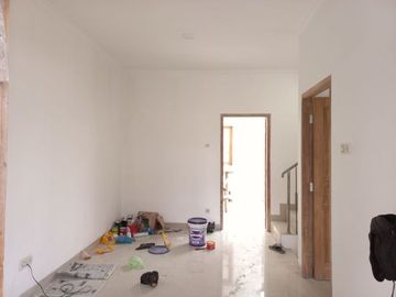 RUMAH BARU 2 LANTAI DI PUSAT KOTA JOGJA