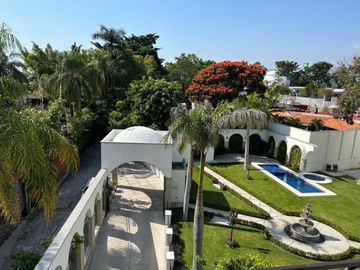 Acceso por la Avenida Morelos, desarrollo en  preventa