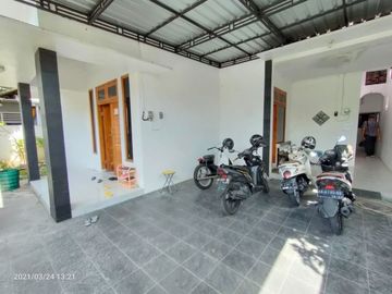 Dijual cepat Kos murah + rumah induk Lokasi di utara terminal condong catur Prospek Investasi Tepat