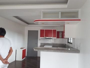 Classy House and Lot for Sale with Swimming pool in Angeles