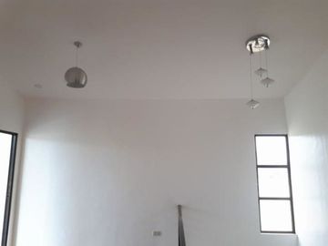 Classy House and Lot for Sale with Swimming pool in Angeles