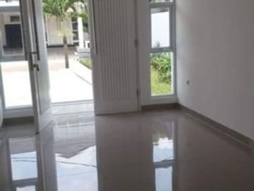 Cluster mewah di wilayah selatan Jakarta dengan lingkungan yang asri dan nyaman