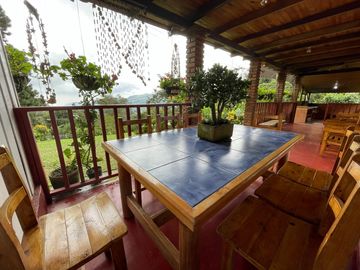 casa campestre en arriendo/venta en dapa parcelación hacienda los morales. Cod A108312