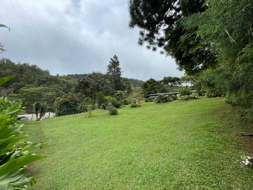 casa campestre en arriendo/venta en dapa parcelación hacienda los morales. Cod A108312
