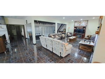 Venta de casa en Libertador San Martin.