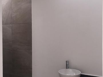 Preciosa Residencia en Bio Grand Juriquilla, 3 Recamaras, Jardín, Alberca, LUJO