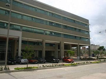 Local Comercial Alquiler o Venta de 540 m2 Parque Empresarial Colon