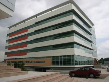 Local Comercial Alquiler o Venta de 540 m2 Parque Empresarial Colon