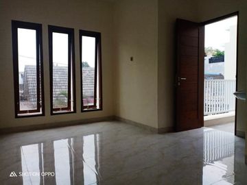 RUMAH MEWAH BARU DEKAT PUSAT KOTA JOGJA