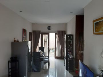 The house on the Adisucipto road complex