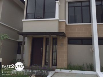 Dijual/Disewakan Rumah Cluster Ilustria Eminent BSD City Tangerang Bagus Murahah*