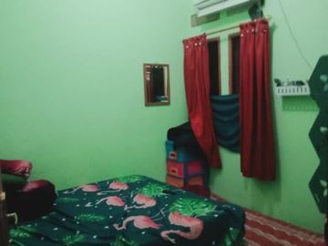 Rumah second rapi dan terawat, siap huni surat lengkap
