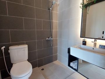 Hunian Cantik Attic Room Menarik di Cluster Leonora Gading Serpong