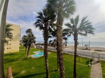 Depto 2D 1B con 53m2 Est y Bod, La Serena, frente al mar