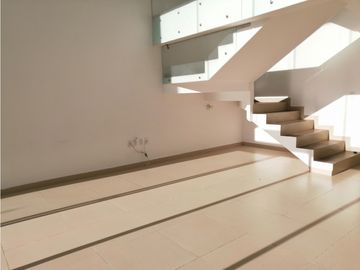 CASA EN VENTA CON ROOF GARDEN EN EL REFUGIO EL MARQUES QUERETARO GCA