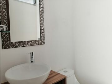 CASA EN VENTA CON ROOF GARDEN EN EL REFUGIO EL MARQUES QUERETARO GCA