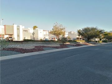 CASA EN VENTA CON ROOF GARDEN EN EL REFUGIO EL MARQUES QUERETARO GCA