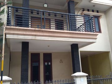 Rumah 2 Lantai di Pondok Hijau Pengasinan Bekasi Timur
