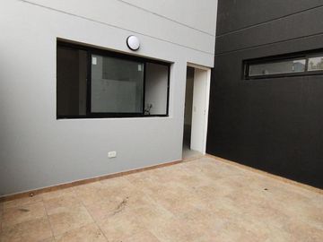 Departamento 3 ambientes a estrenar, con balcón al frente en venta, en Wilde