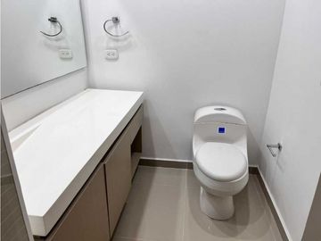 SE VENDE HERMOSO APARTAMENTO EN PORTAL DE GENOVEZ