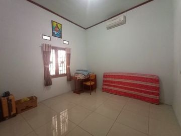 Di Sewakan Rumah Cocok Untuk Kantor Strategis 5 Kamar di Arcamanik Bandung