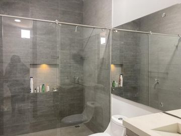 casa en venta en parcelaciones pance. Cod V107811