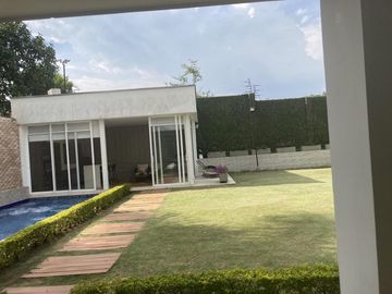 casa en venta en parcelaciones pance. Cod V107811