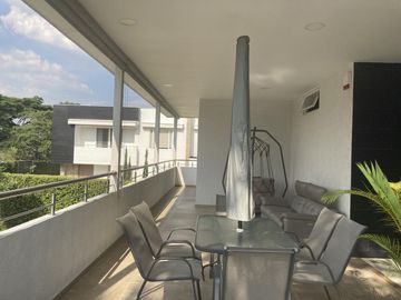 casa en venta en parcelaciones pance. Cod V107811