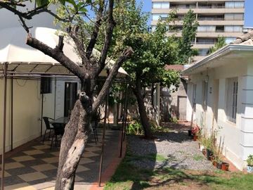 DOS CASAS SECTOR H. MAGALLANES, COLON, CUARTO CENTENARIO