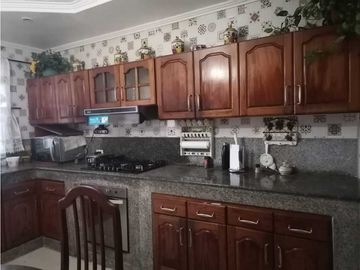 VENDO CASA EN ARRAIJAN BRISAS DEL GOLF 3R