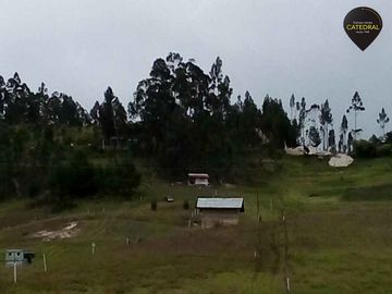 Terreno de venta en Tarqui -  Victoria Portete – código:17405
