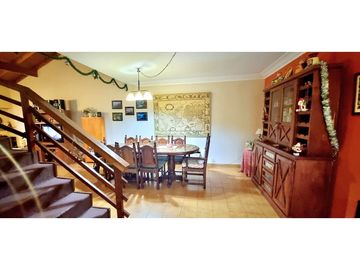 Chalet en venta en barrio Villa Primera